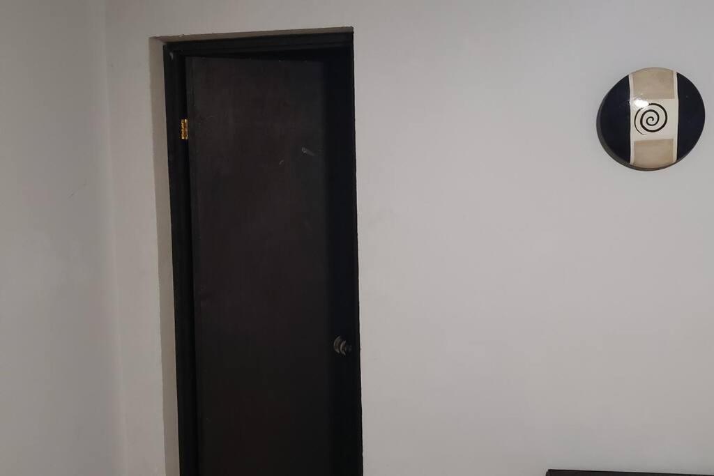 Departamento Grande Con 2 Recamaras Con Aire 5 Camas Wifi 115Mb, Cocina .Cochera Techada, #4 Сьюдад-Вальес Екстер'єр фото